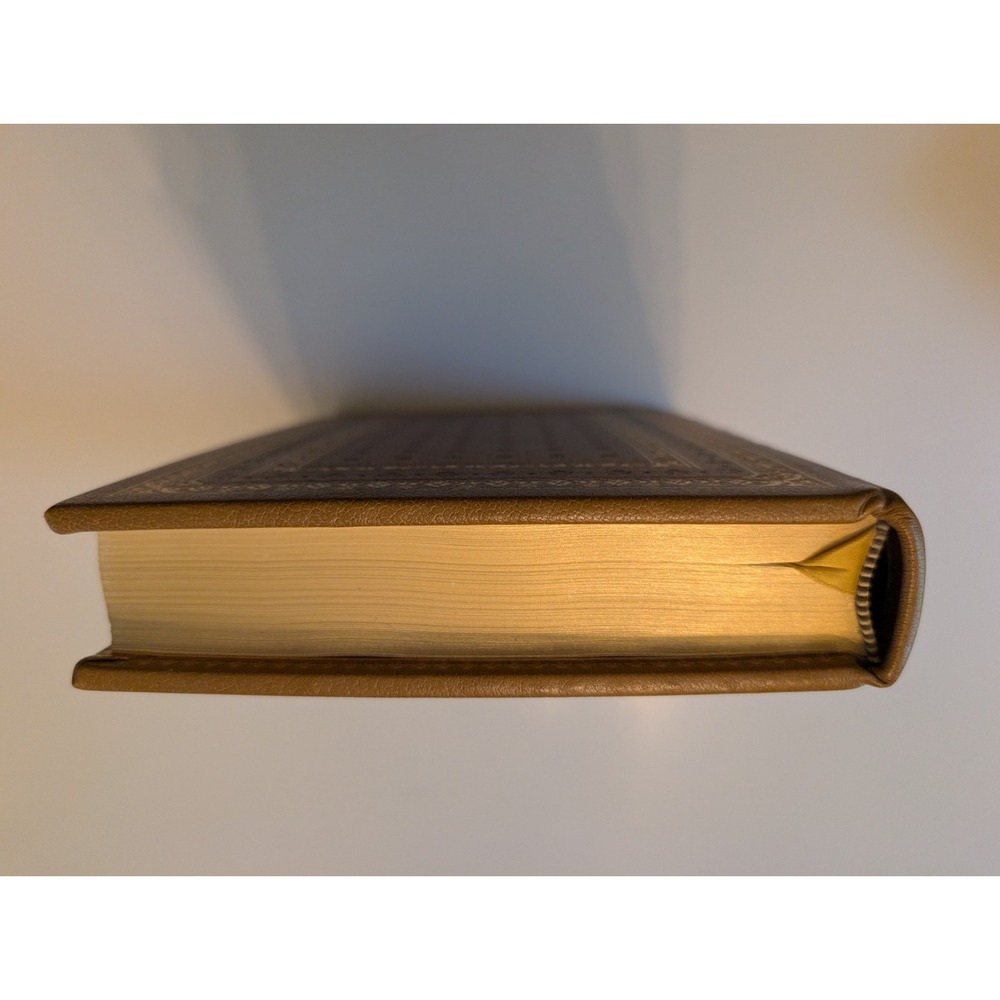Franklin Library Oxford Selected Essays of Michel de Montaigne Leather Deluxe - Picture 6 of 10
